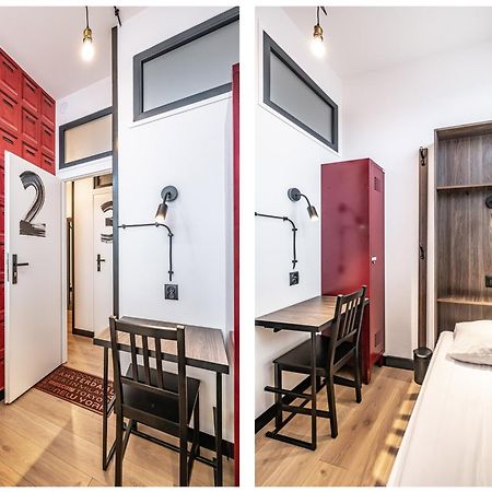 Vola Hostel Warsaw Exterior photo