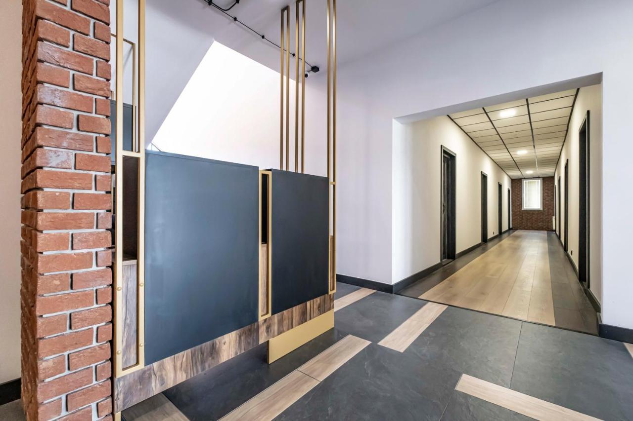 Vola Hostel Warsaw Exterior photo