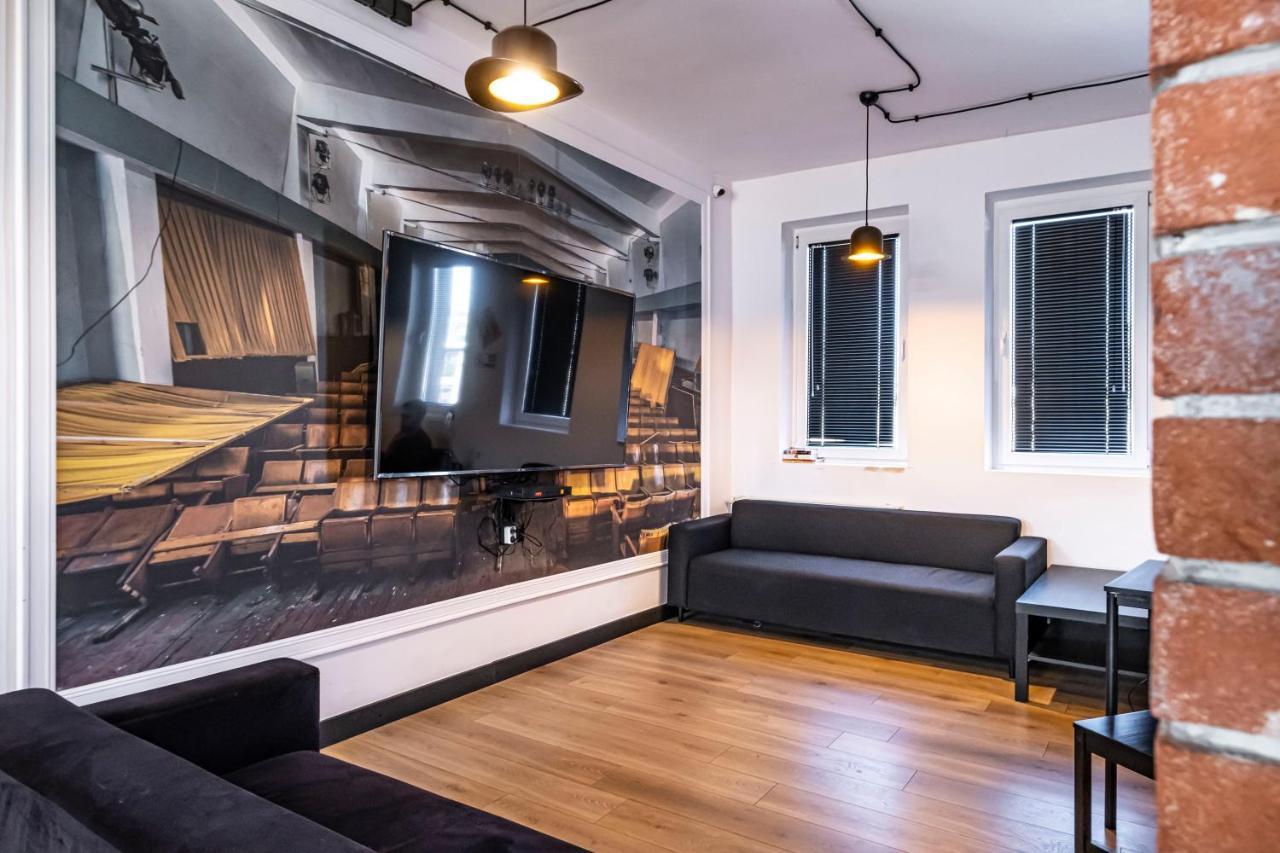 Vola Hostel Warsaw Exterior photo