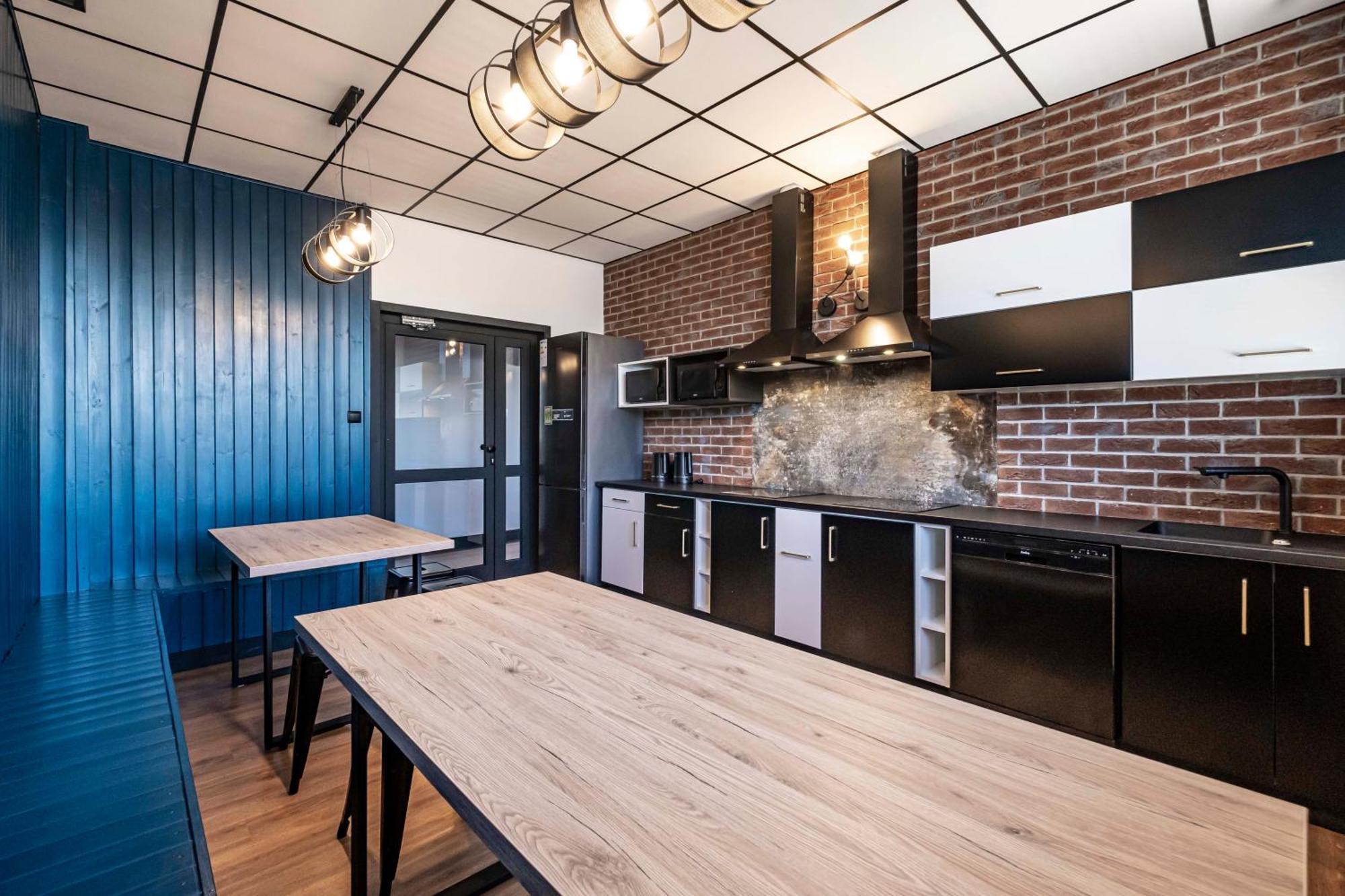 Vola Hostel Warsaw Exterior photo